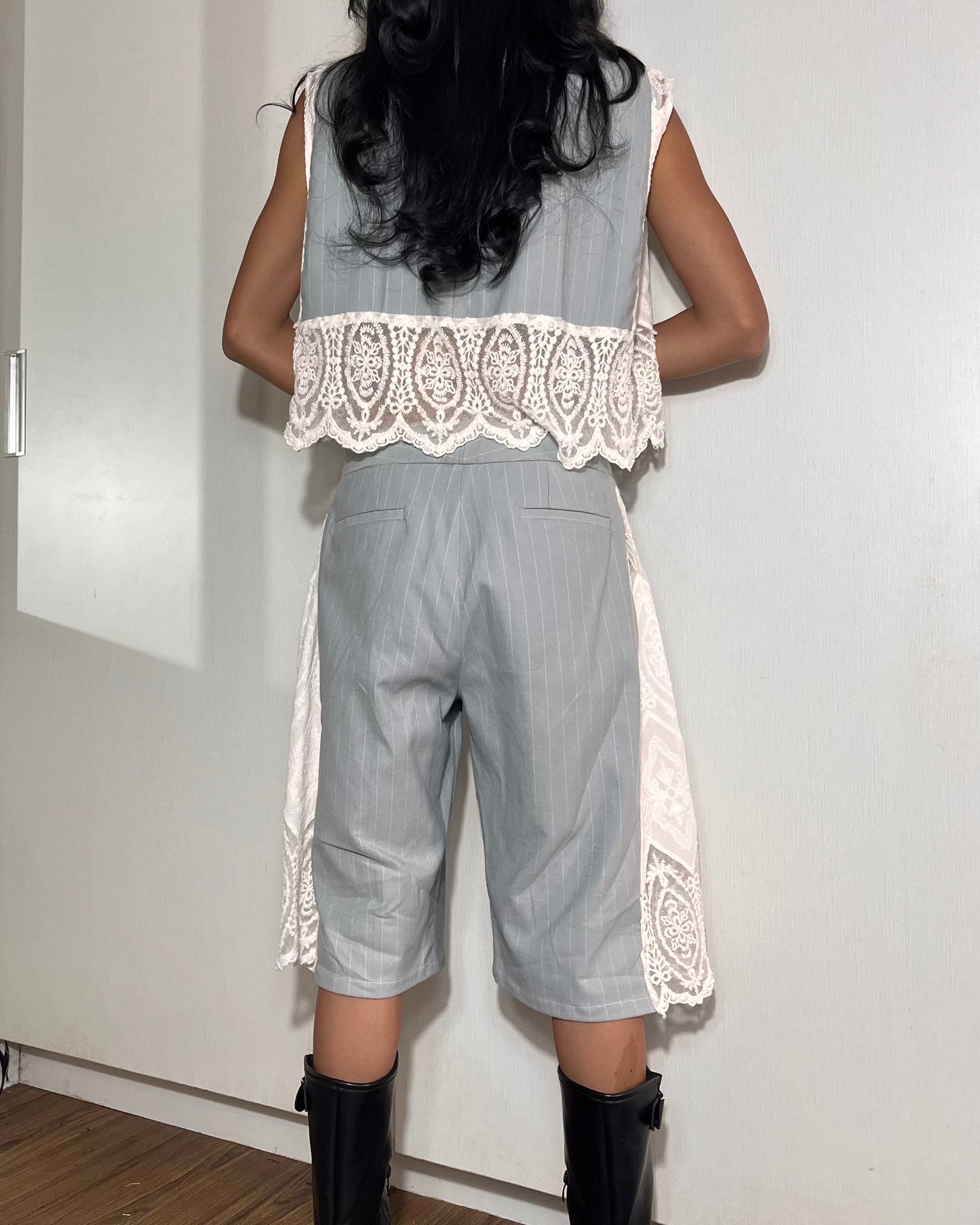 Lace-trimmed Set 006