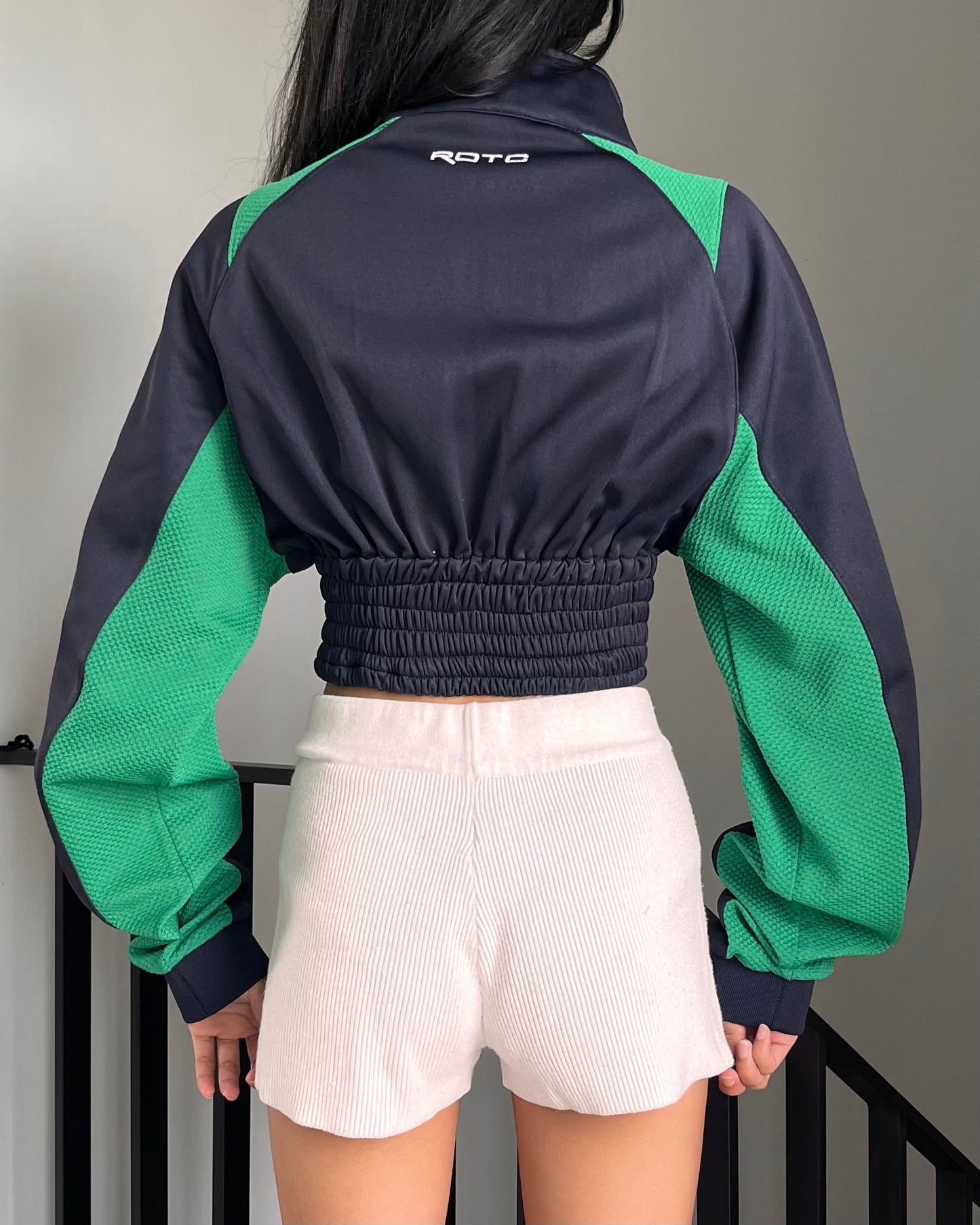 Cropped Jacket 024