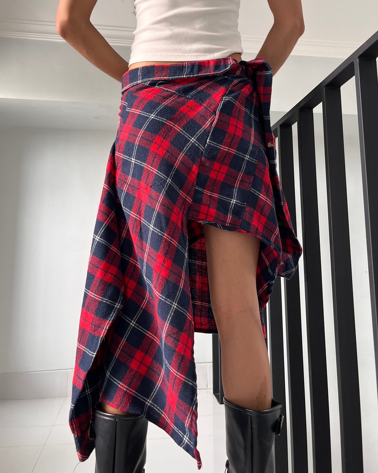 Button-up Skirt 001