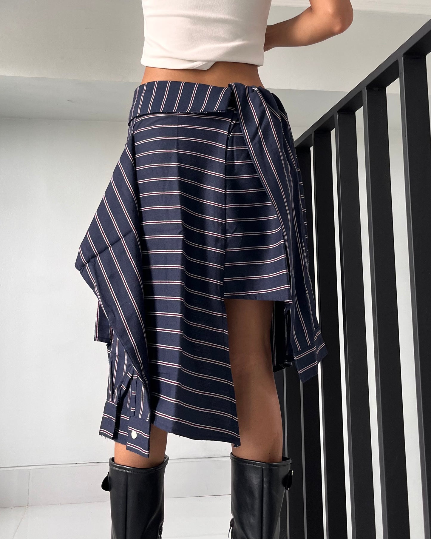 Button-up Skirt 002