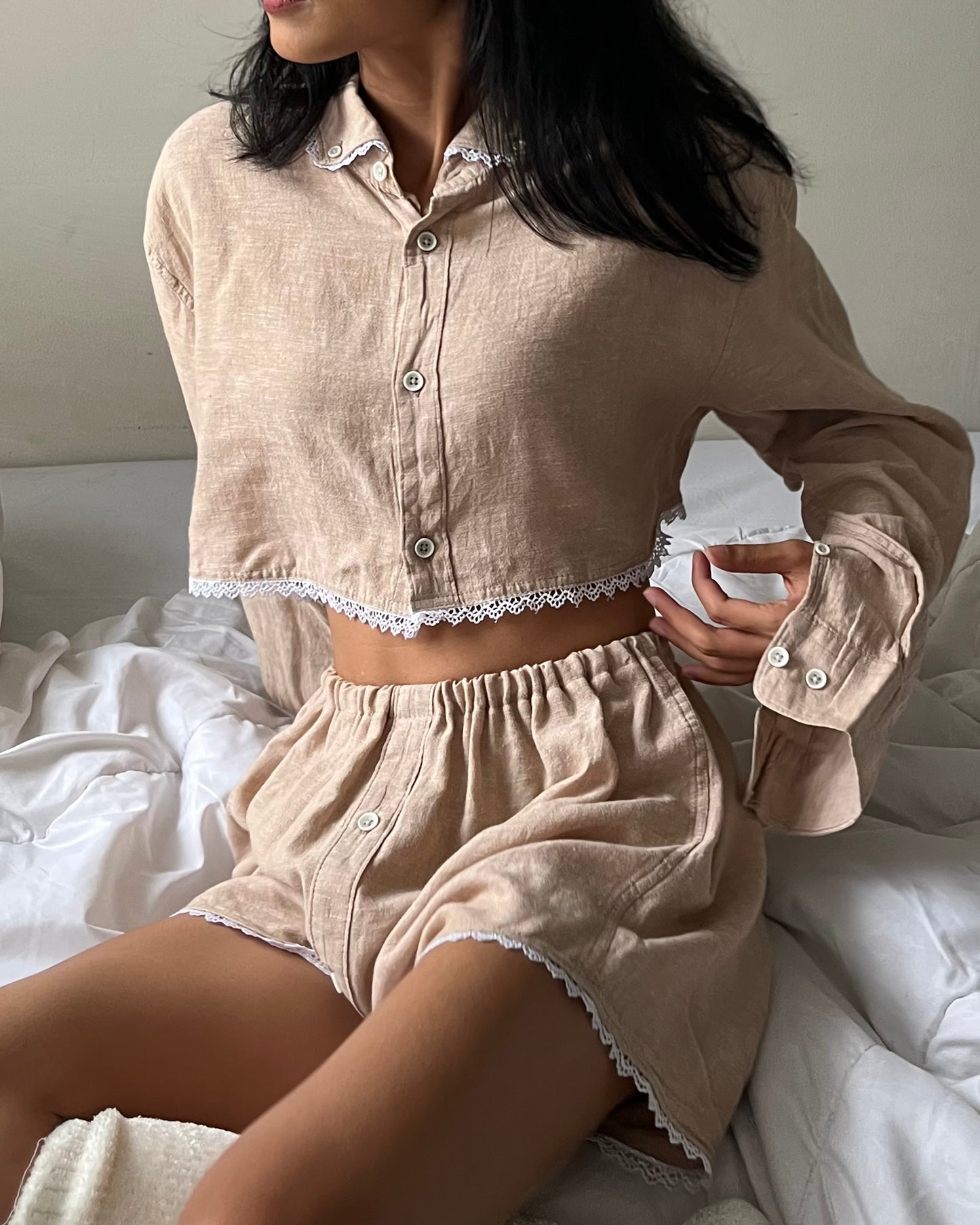Lace-Trimmed Set 003