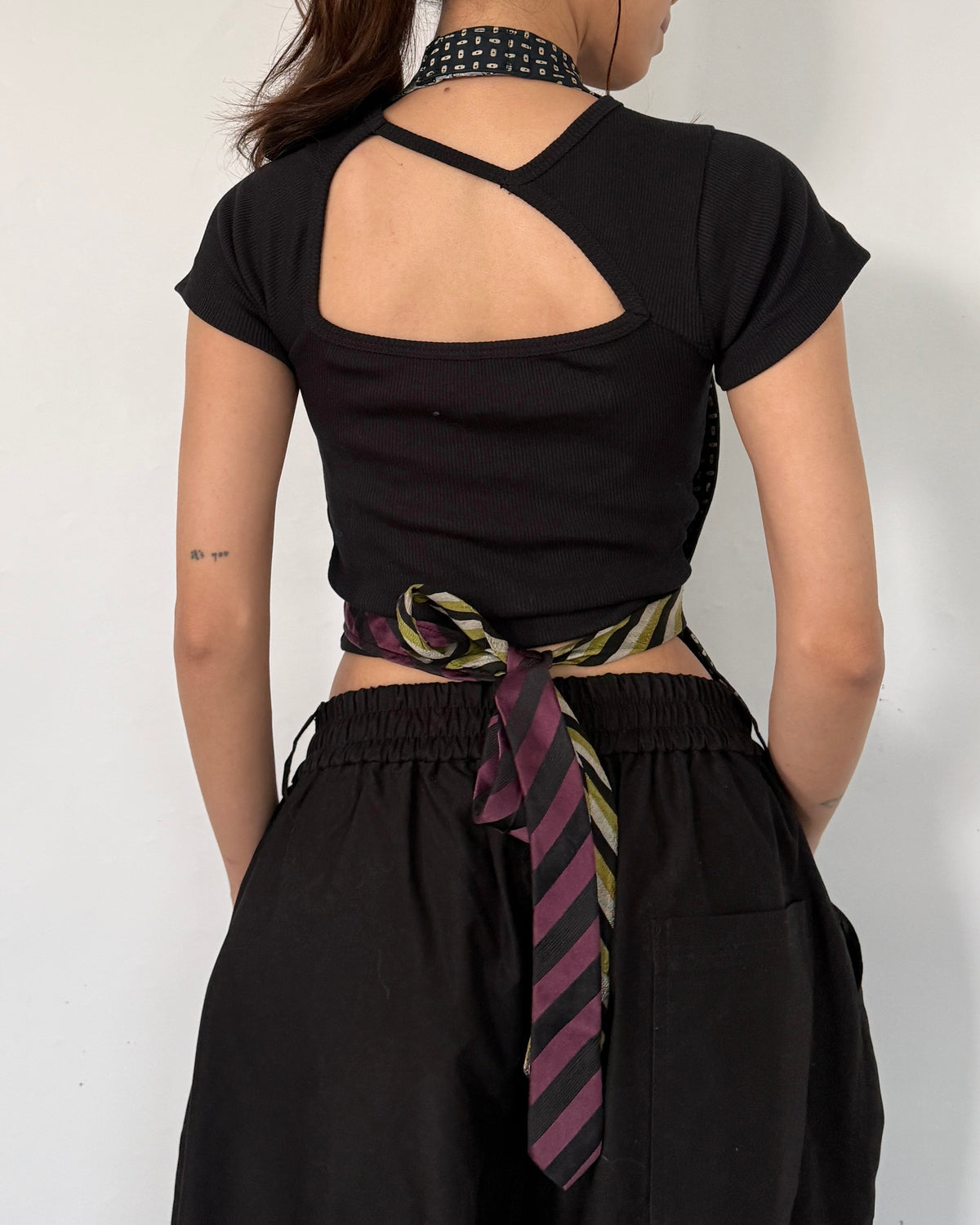 Tie Top 014