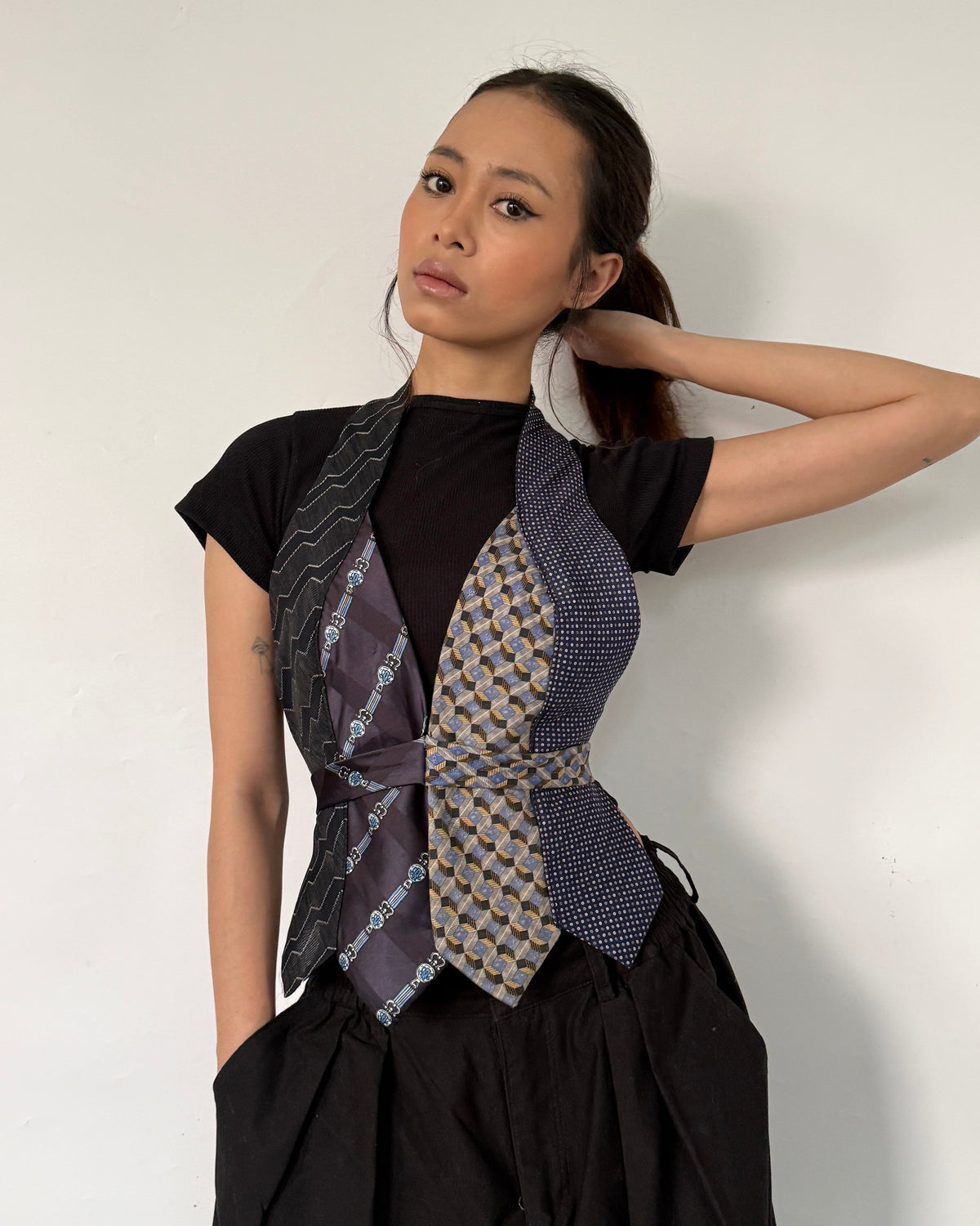 Tie Top 015