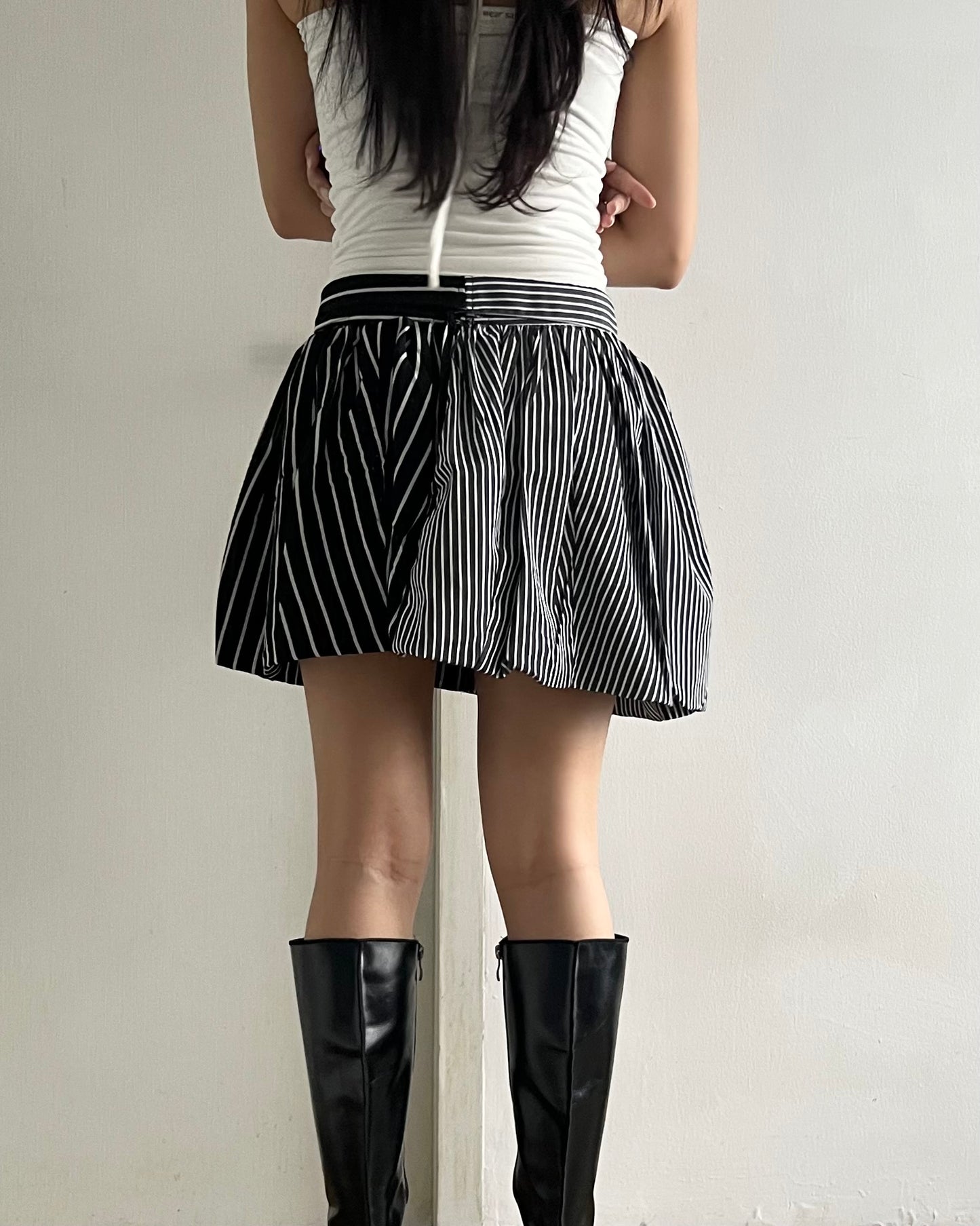 Button-up Balloon Skirt 010