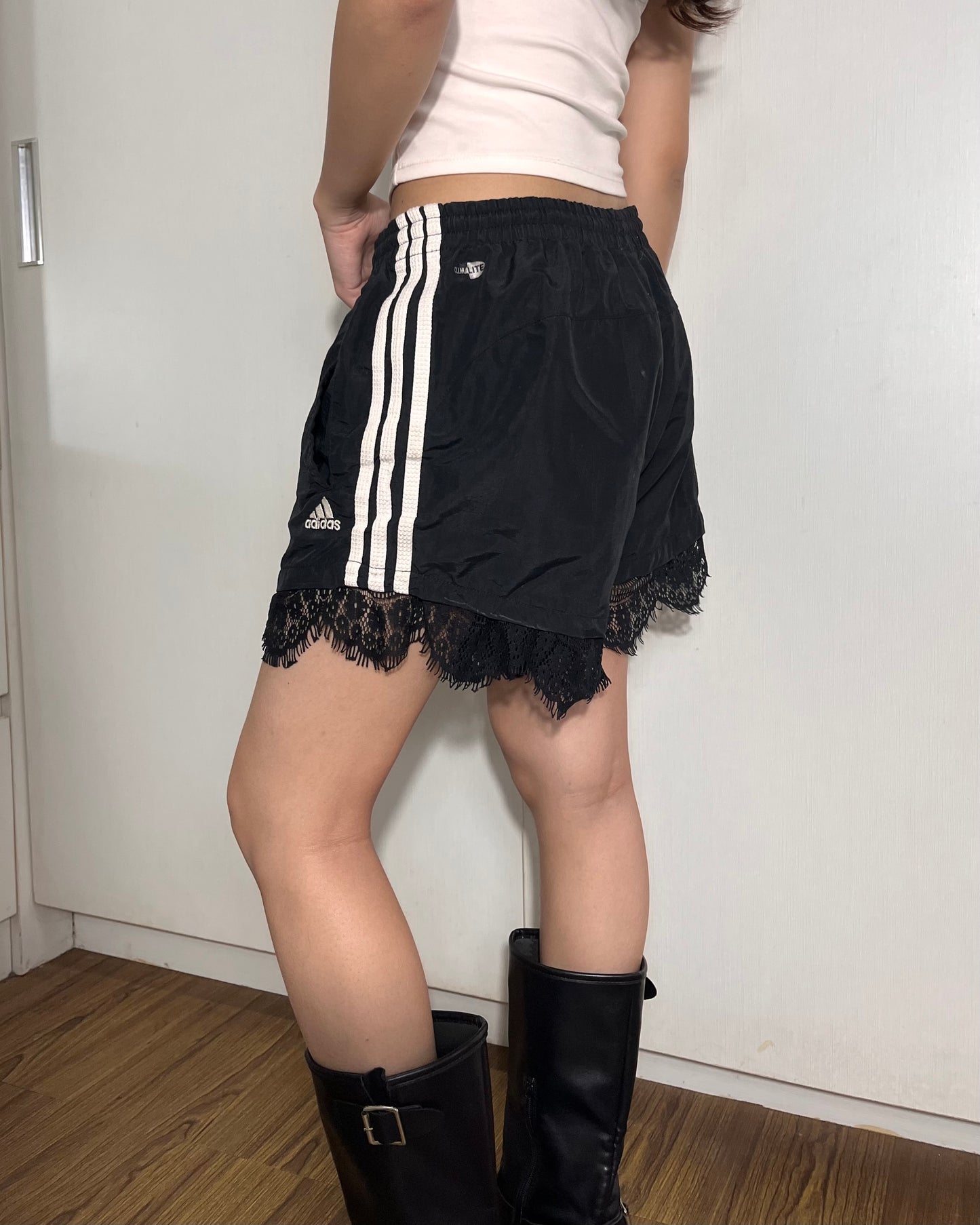 Lace Shorts 001