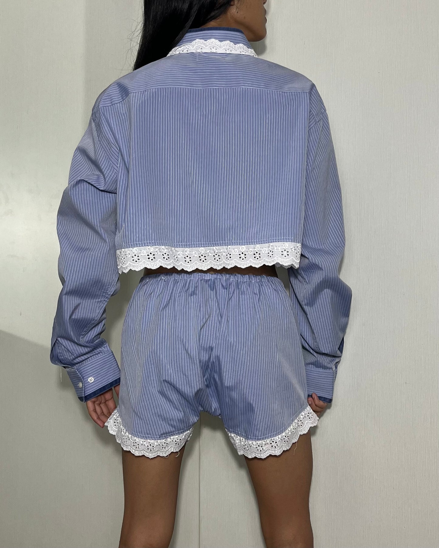Lace-Trimmed Set 005