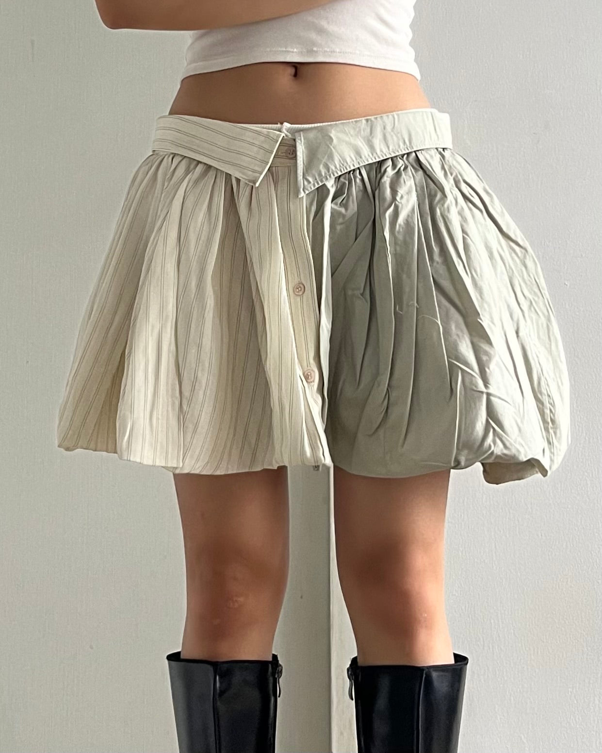 Button-Up Balloon Skirt 001