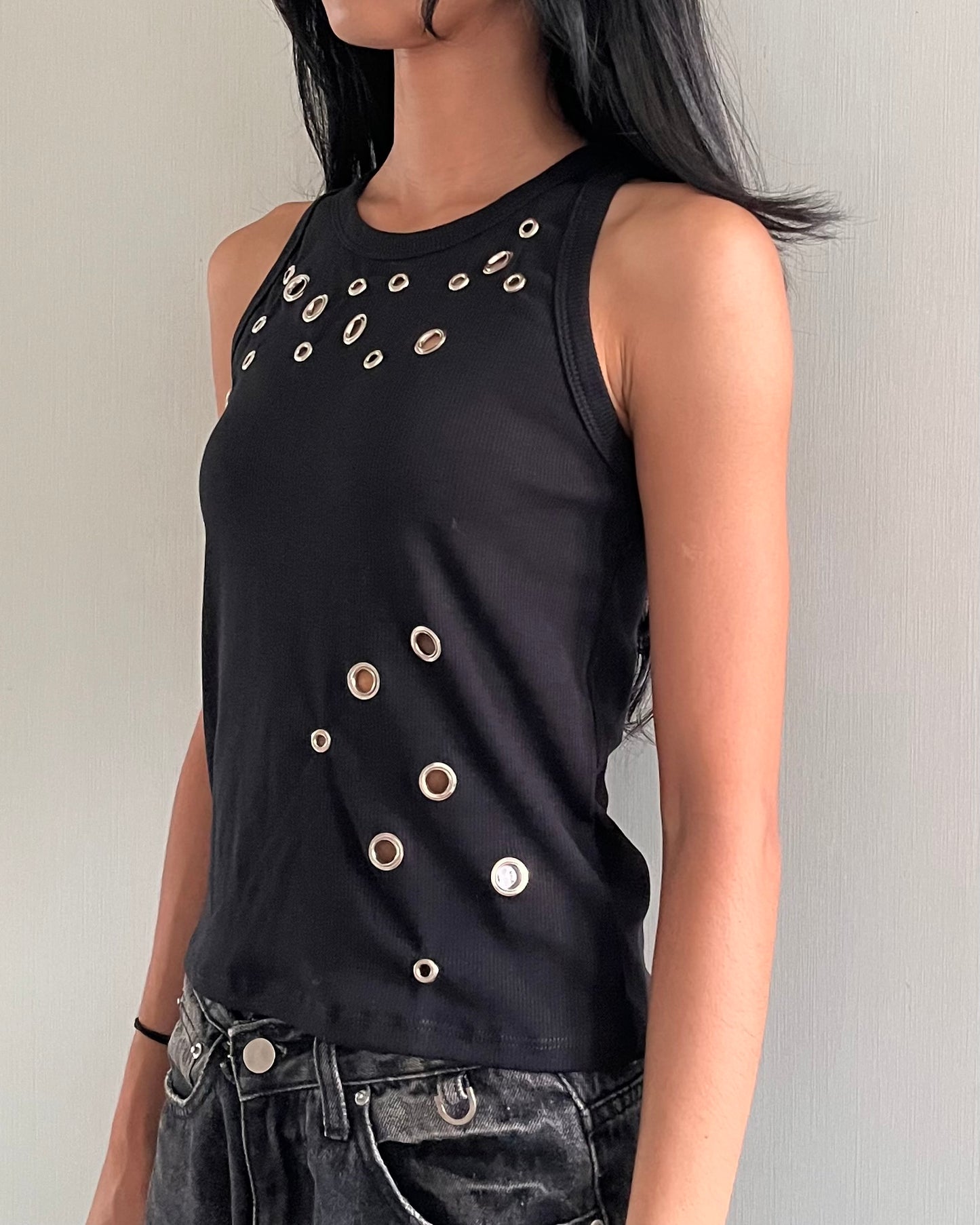 Eyelet Rib Tank 002