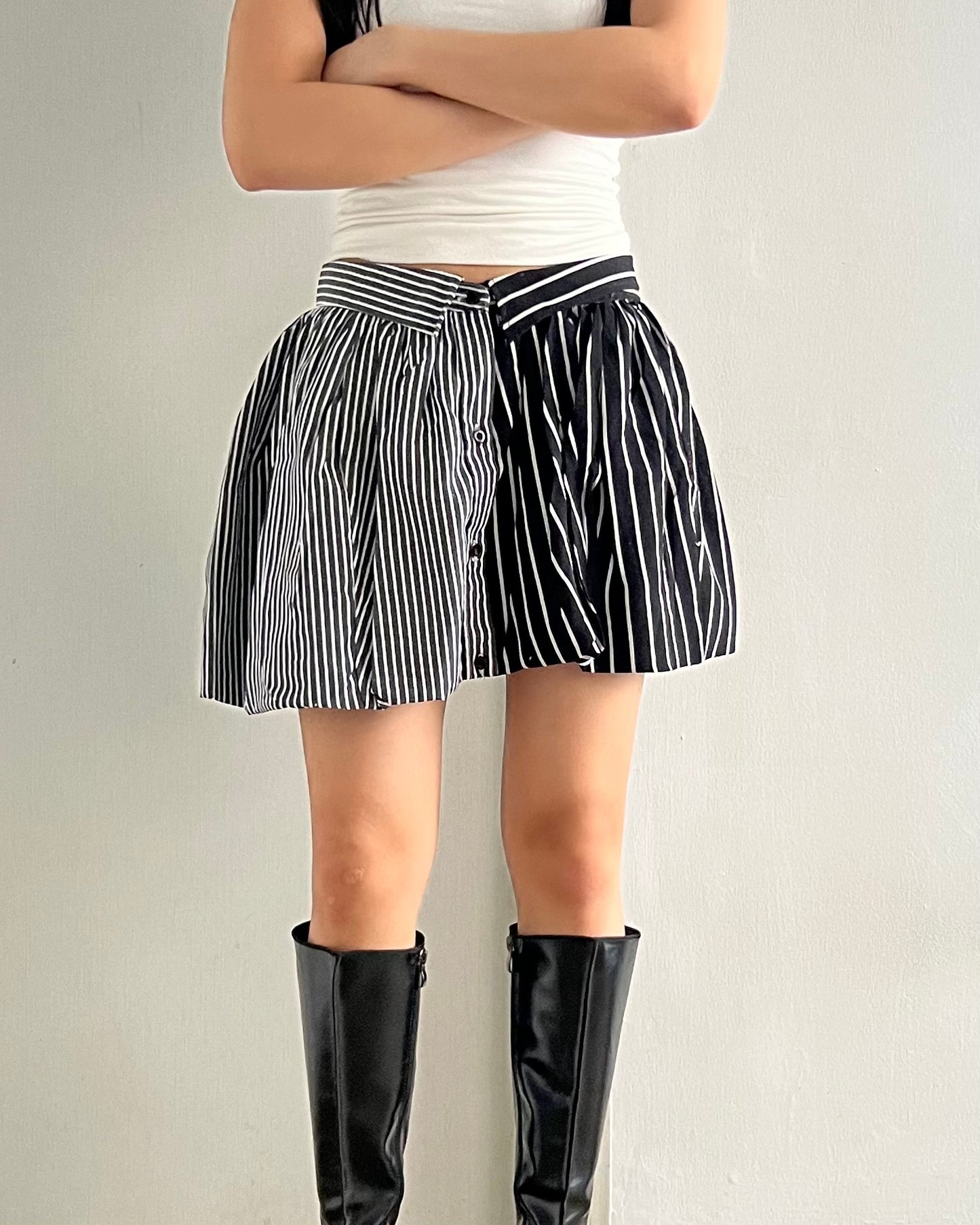 Button-up Balloon Skirt 010
