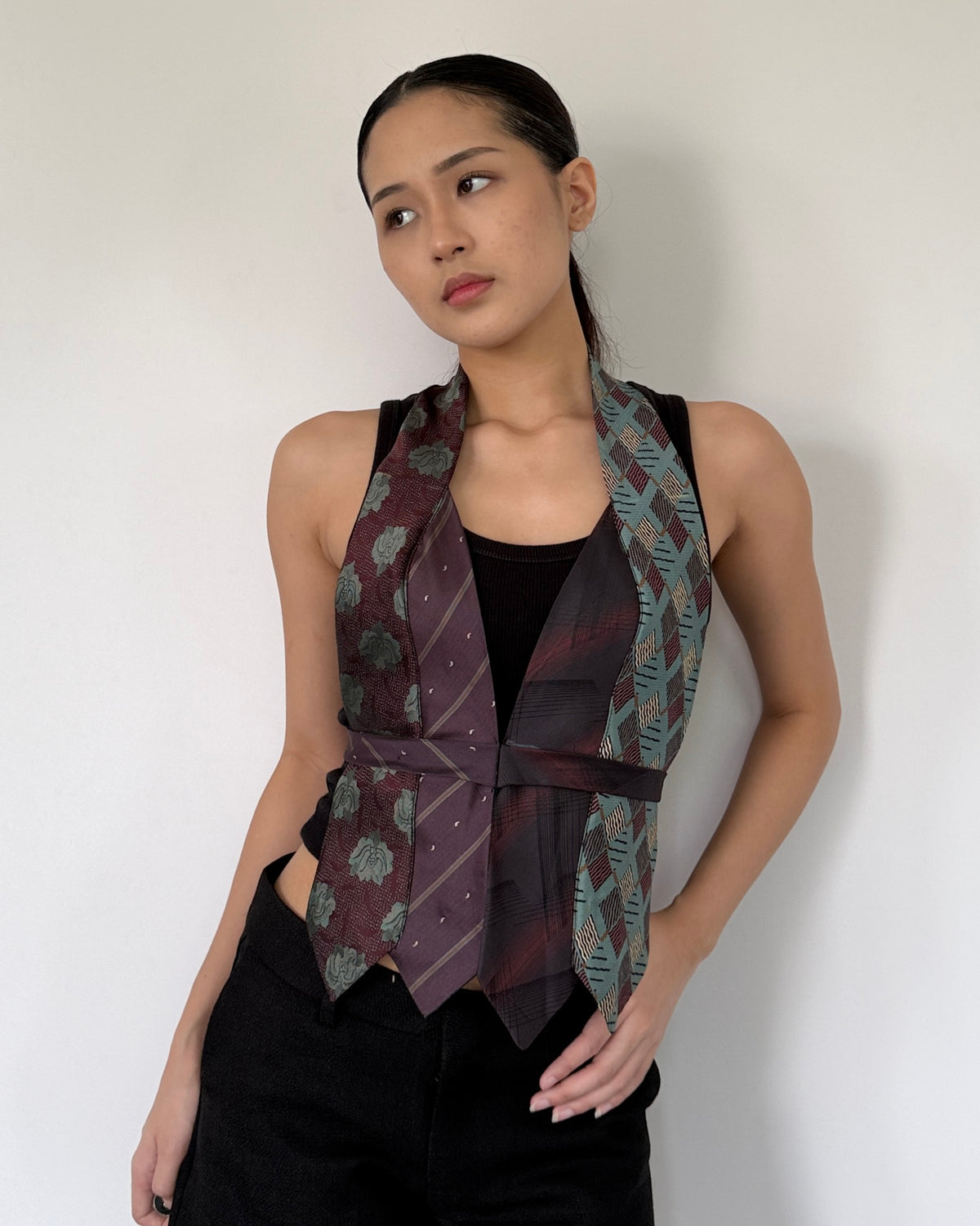Tie Top 024
