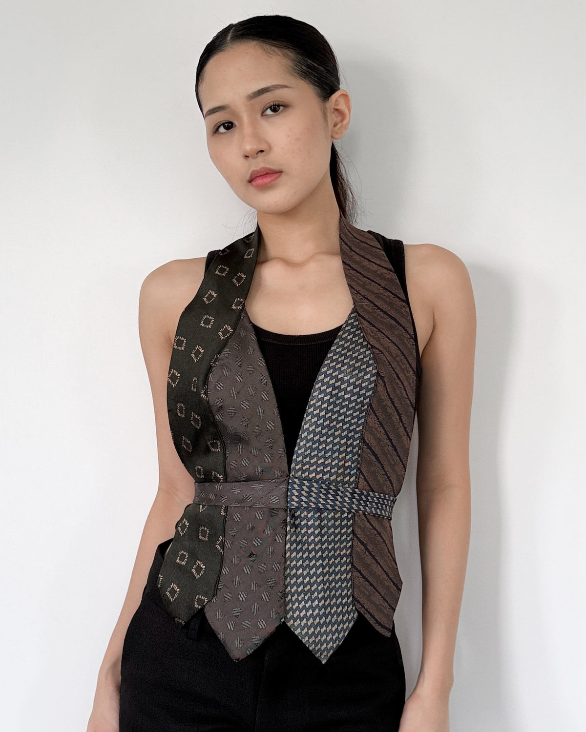 Tie Top 025
