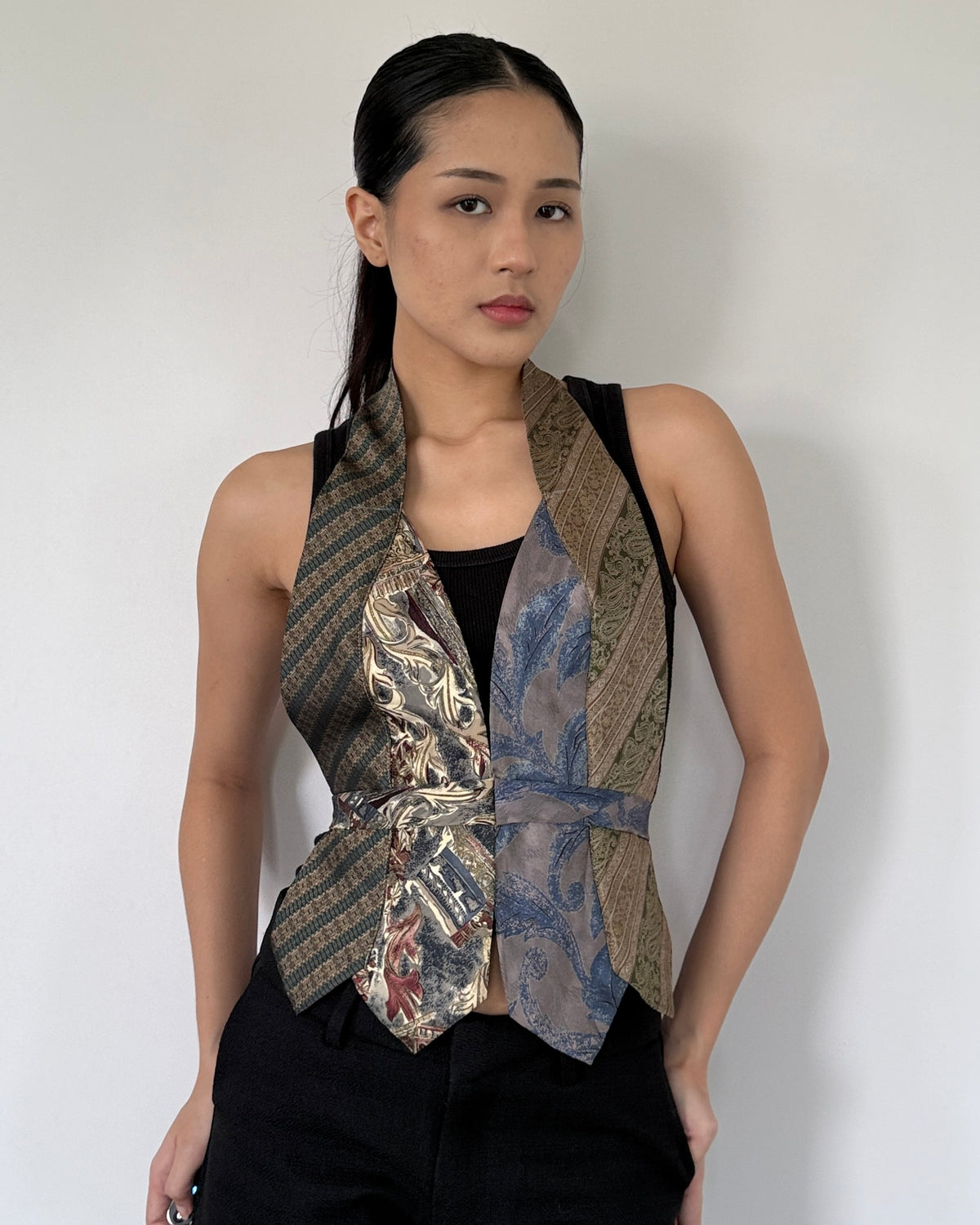 Tie Top 026