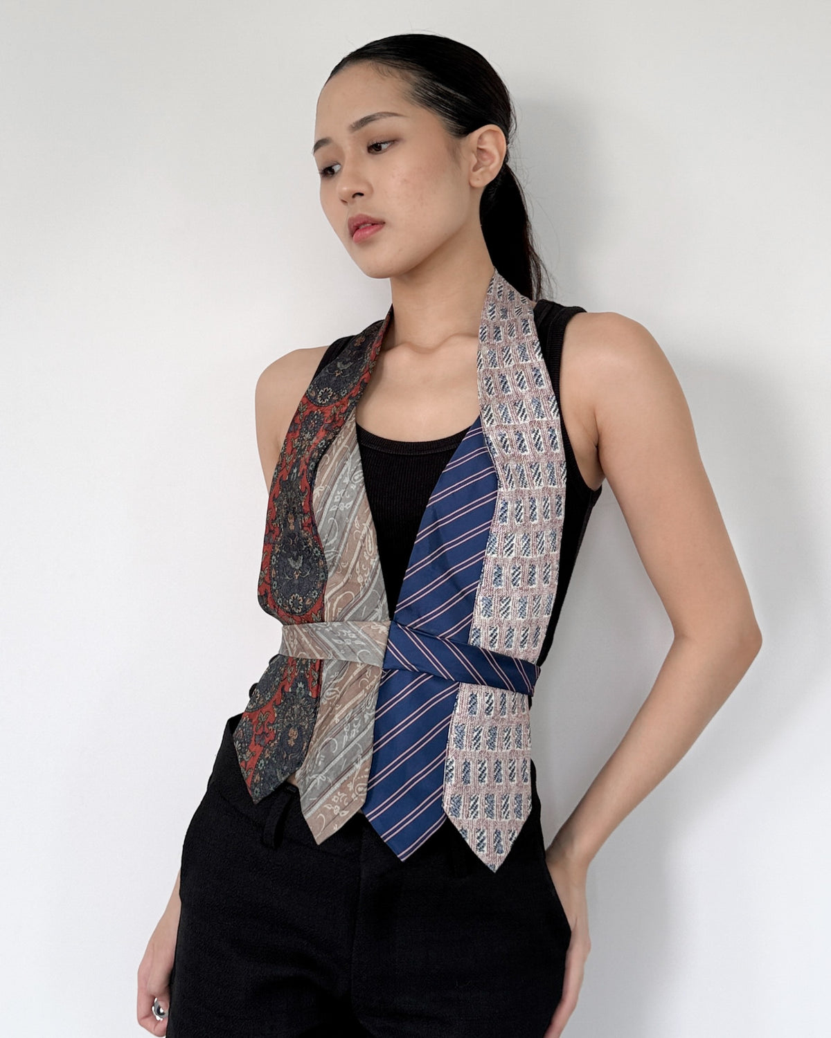 Tie Top 027