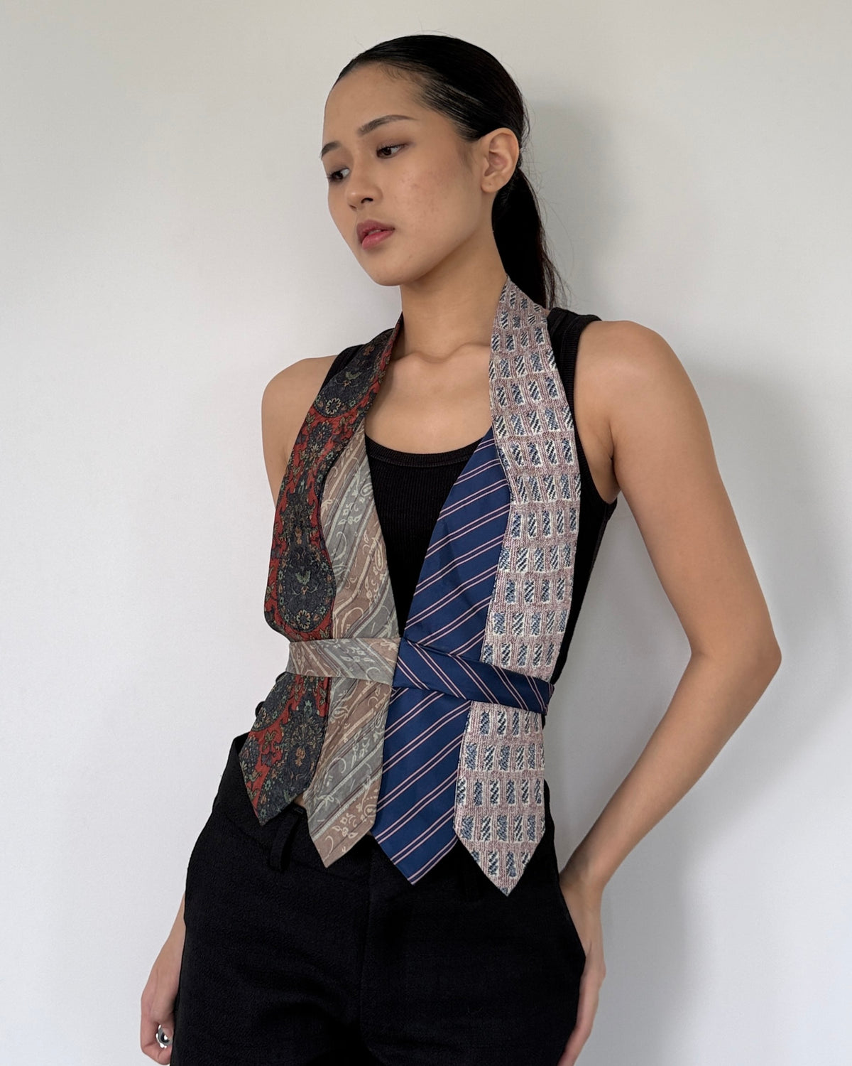 Tie Top 027