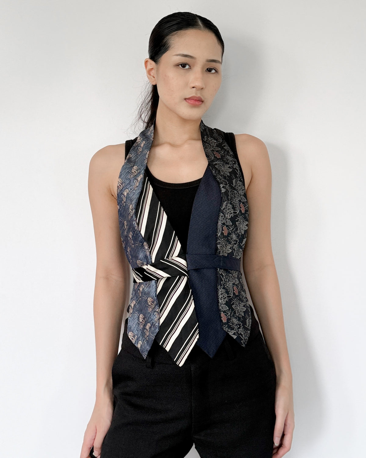 Tie Top 028