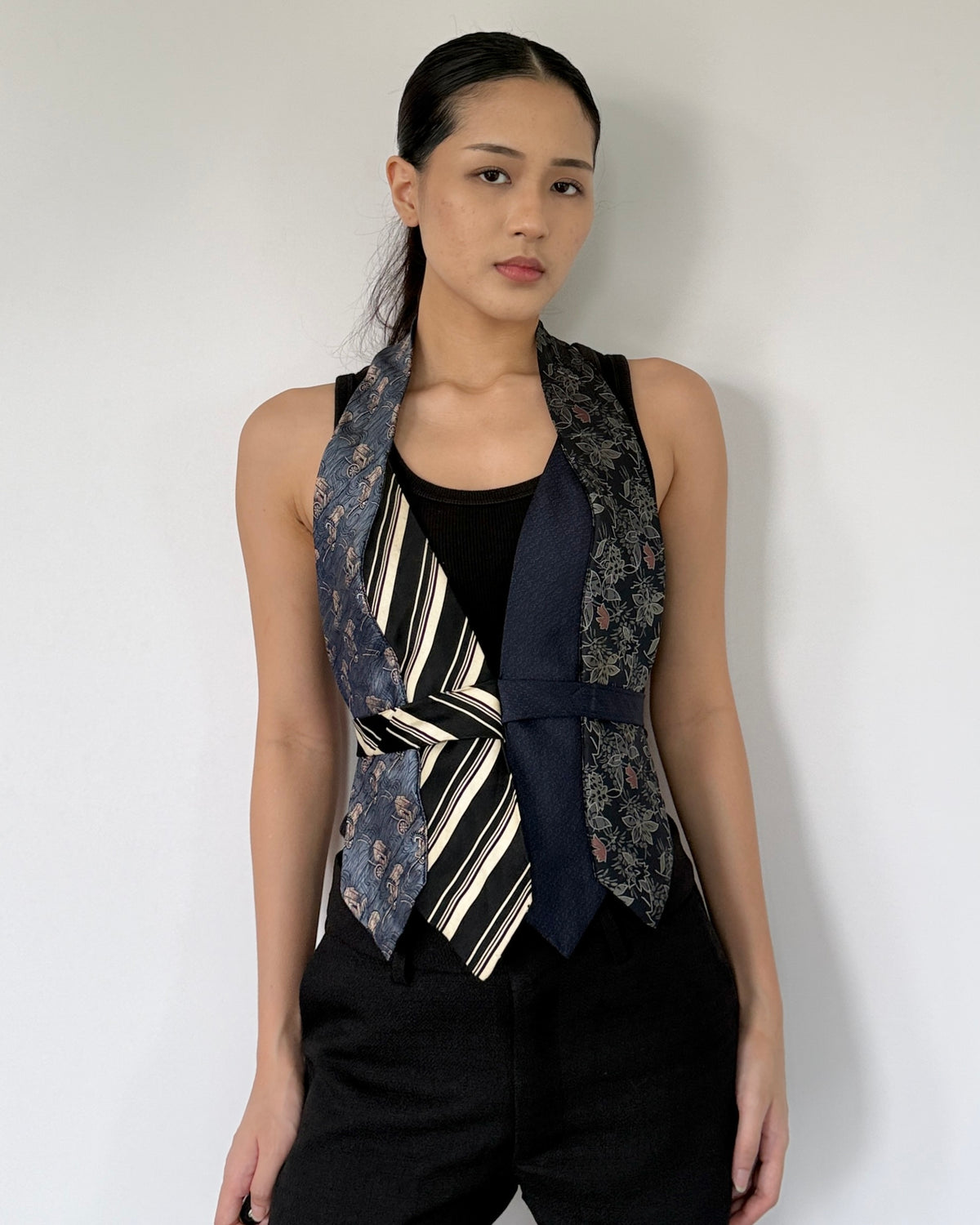 Tie Top 028
