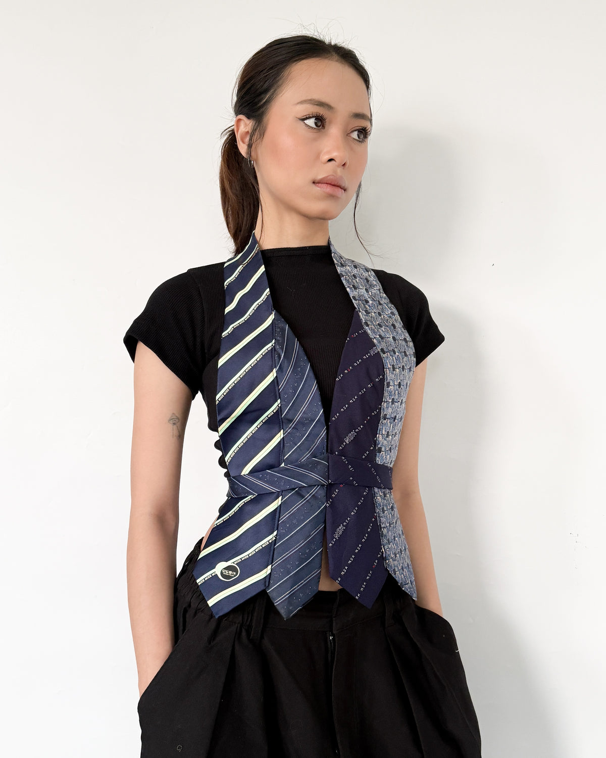 Tie Top 011