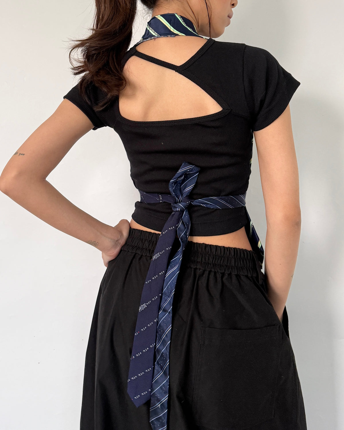 Tie Top 011