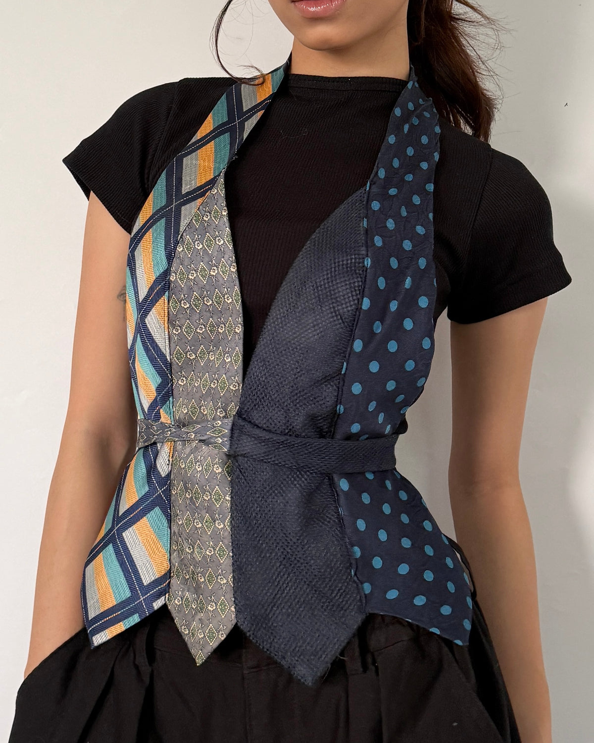 Tie Top 009