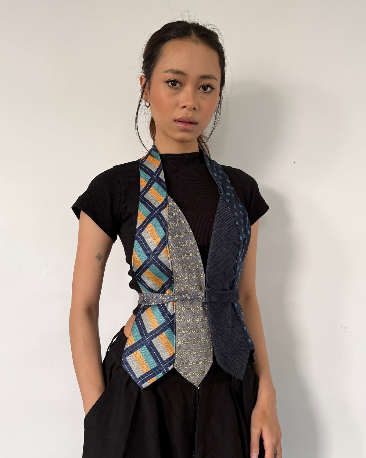 Tie Top 009