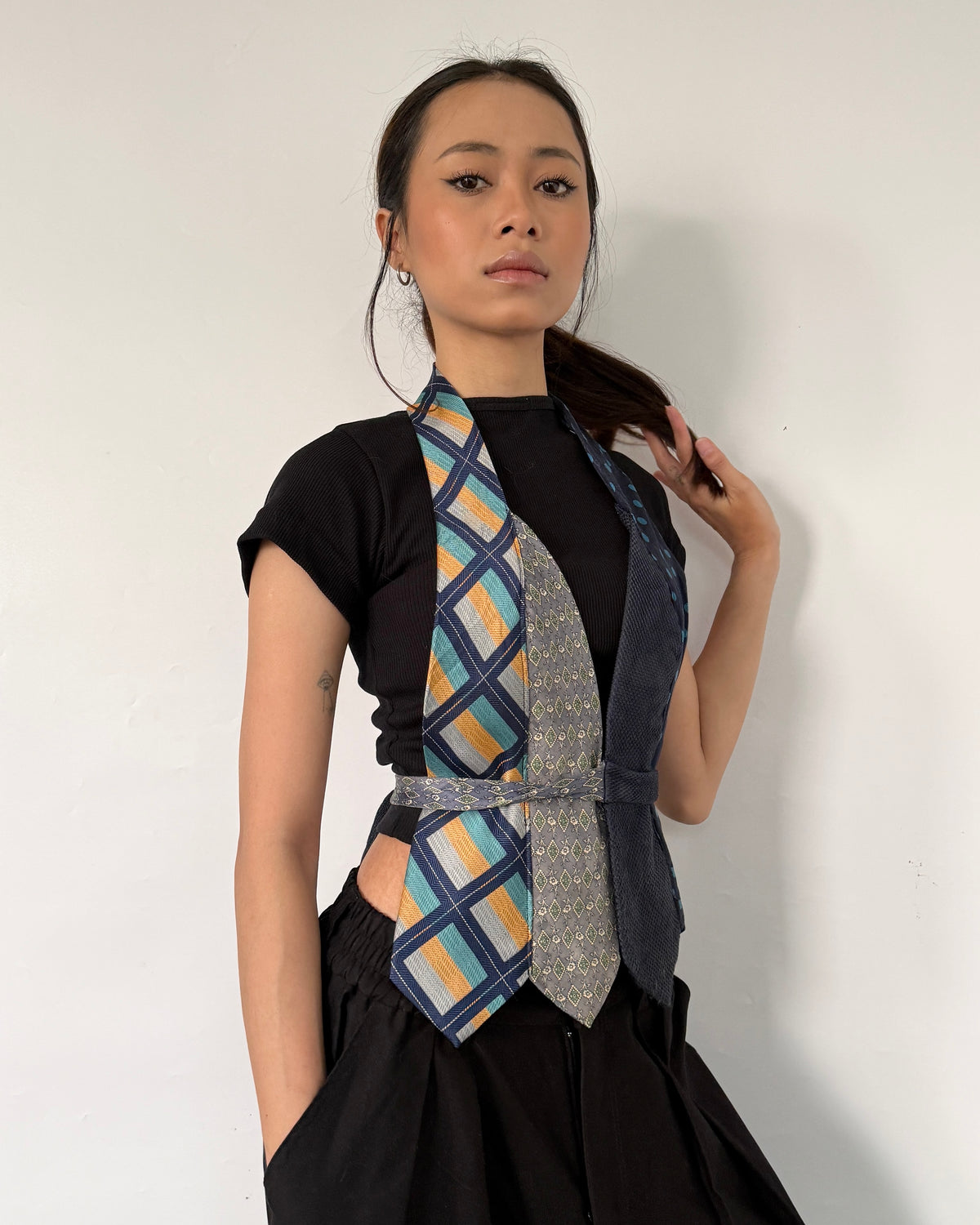 Tie Top 009