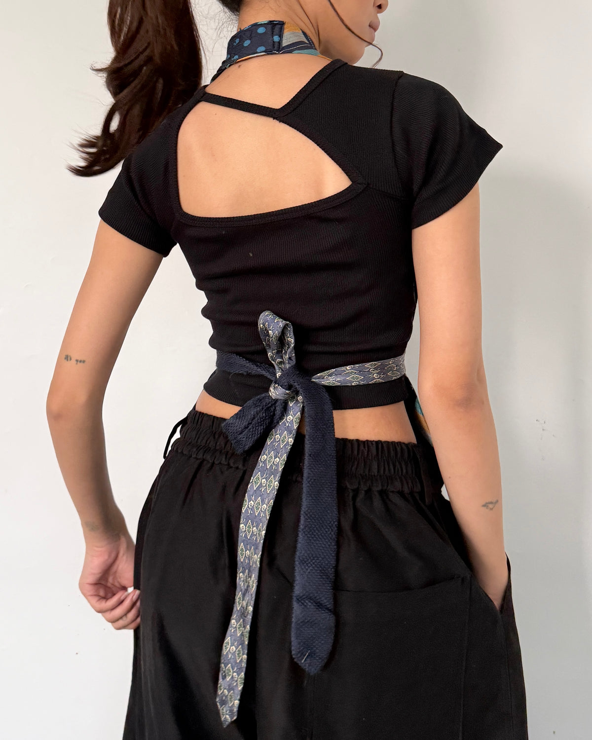 Tie Top 009