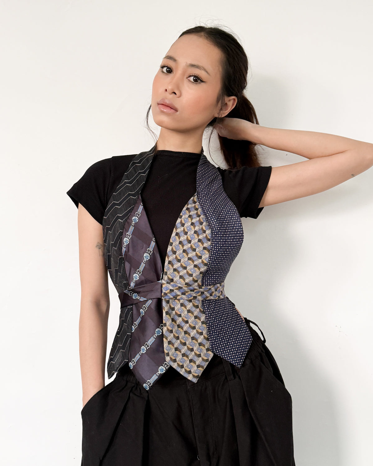 Tie Top 015