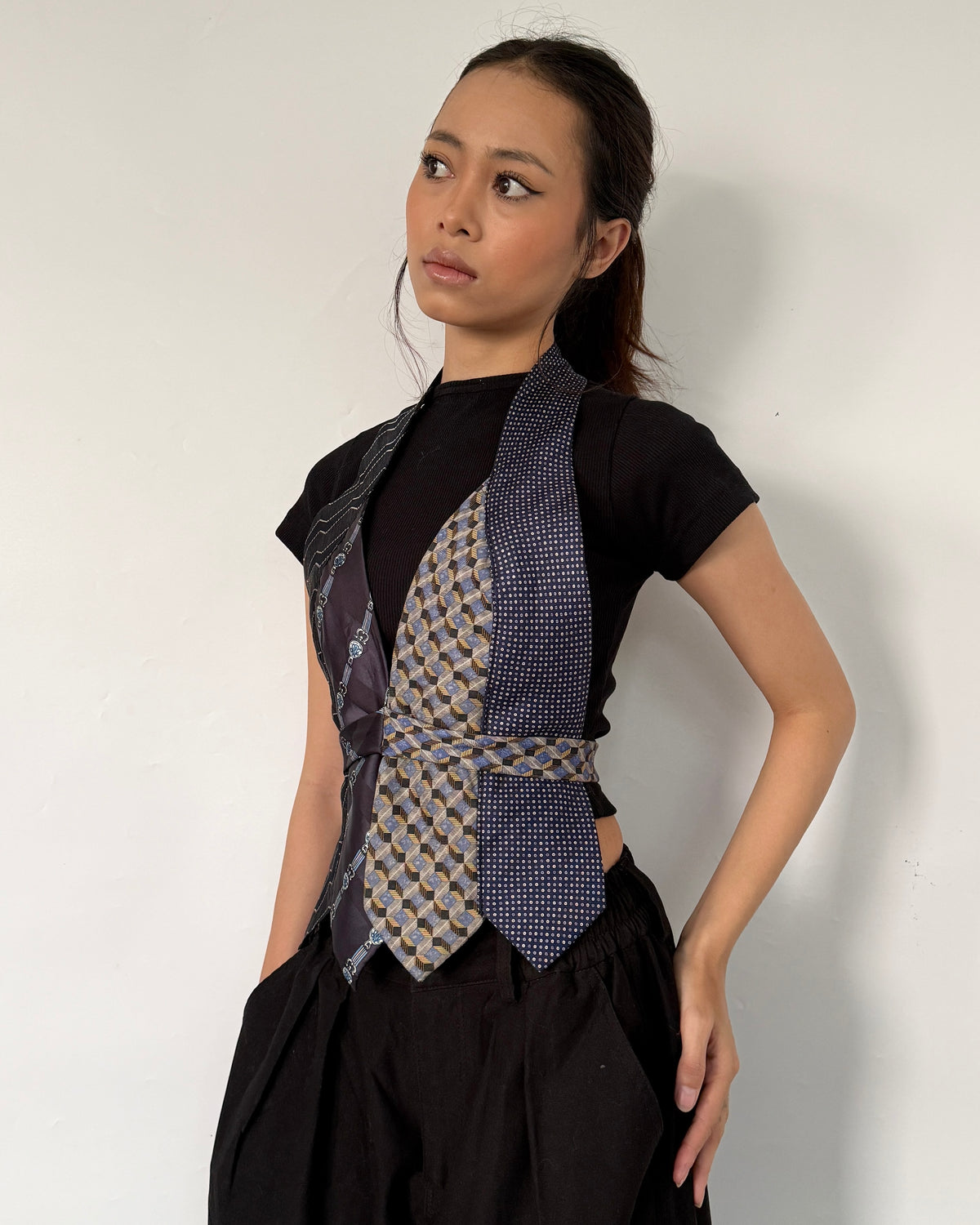 Tie Top 015