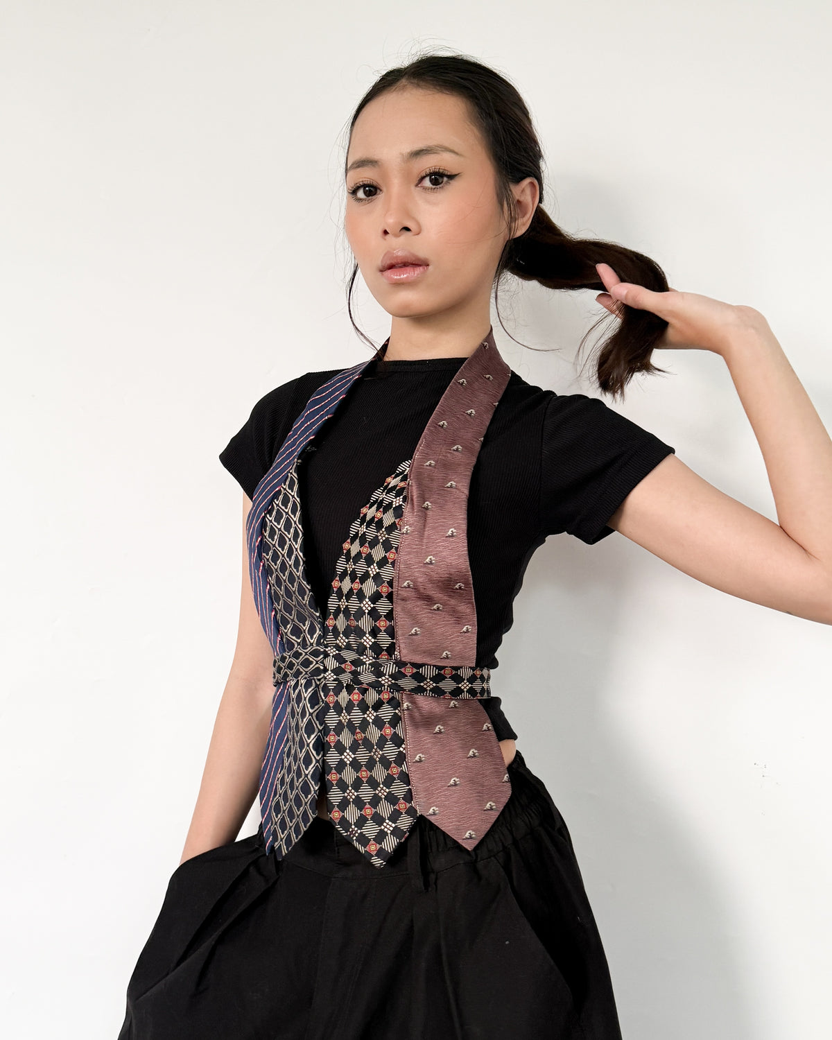 Tie Top 007